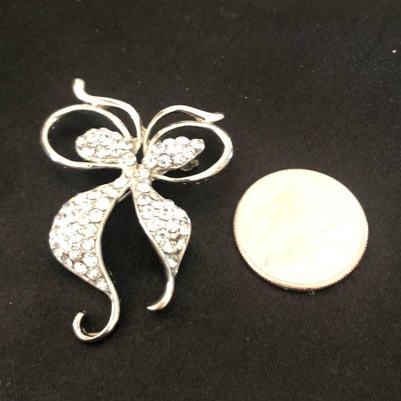 Brooch - Picture 2 of 3